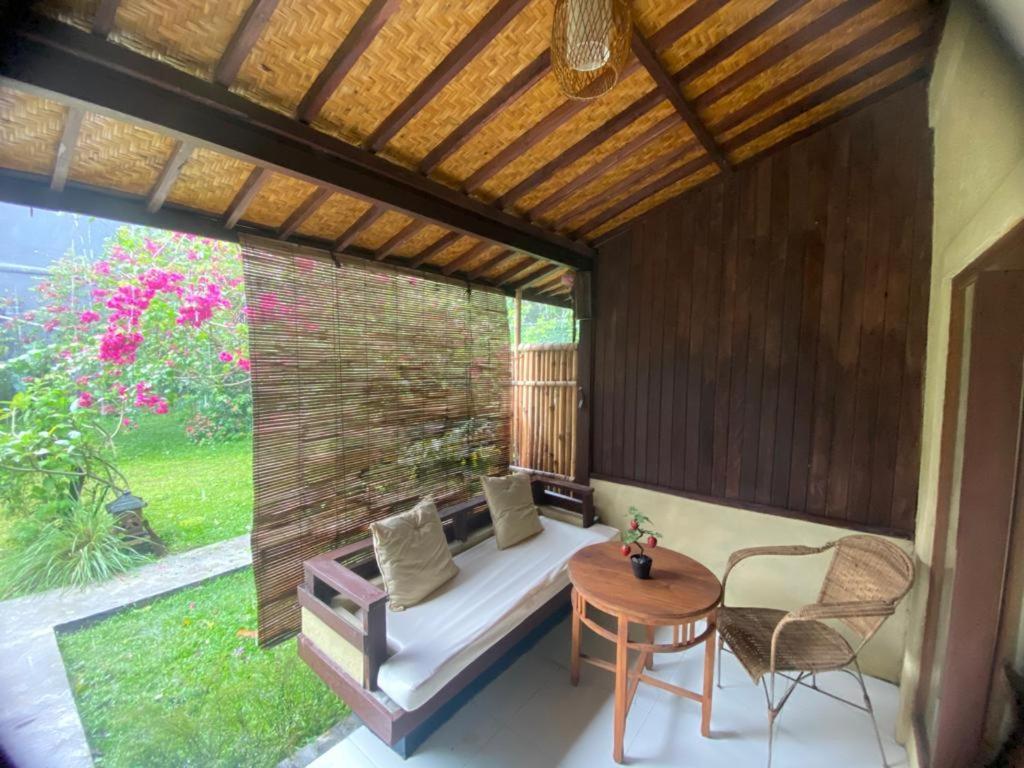 Pomelo Guest House Ubud Exterior foto